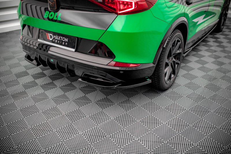 Maxton Heck Ansatz Flaps Diffusor V.2 für Cupra Formentor schwarz Hochglanz CU-FO-1-RSD2-G