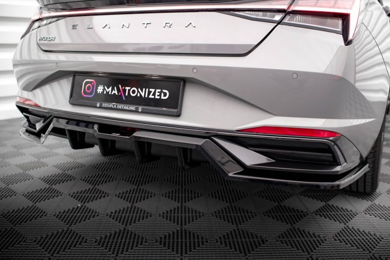 Maxton Mittlerer Diffusor Heck Ansatz DTM Look für Hyundai Elantra Mk7 schwarz Hochglanz HY-EL-7-RD1G+RD2-G