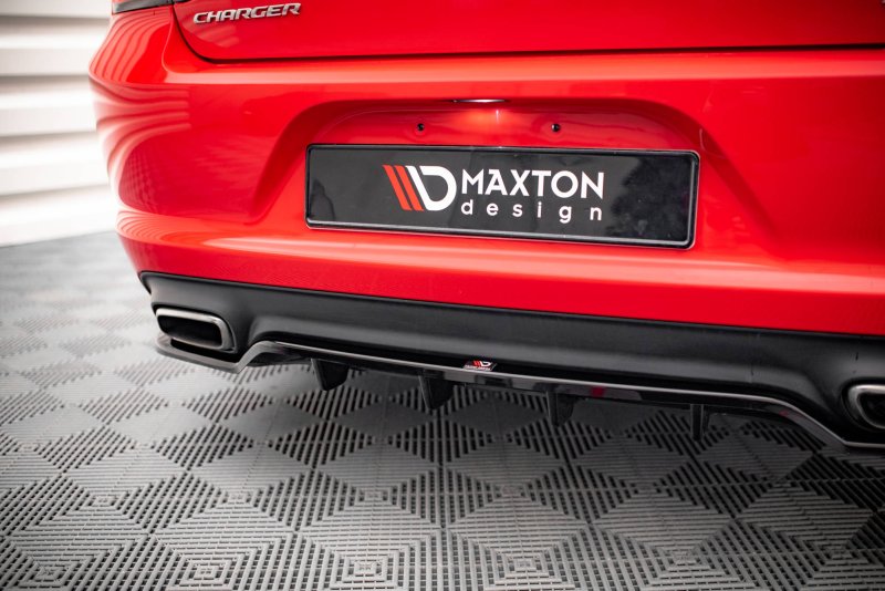 Maxton Mittlerer Diffusor Heck Ansatz DTM Look für Dodge Charger RT Mk7 Facelift schwarz Hochglanz DO-CH-2-RT-RD1G+RD2-G