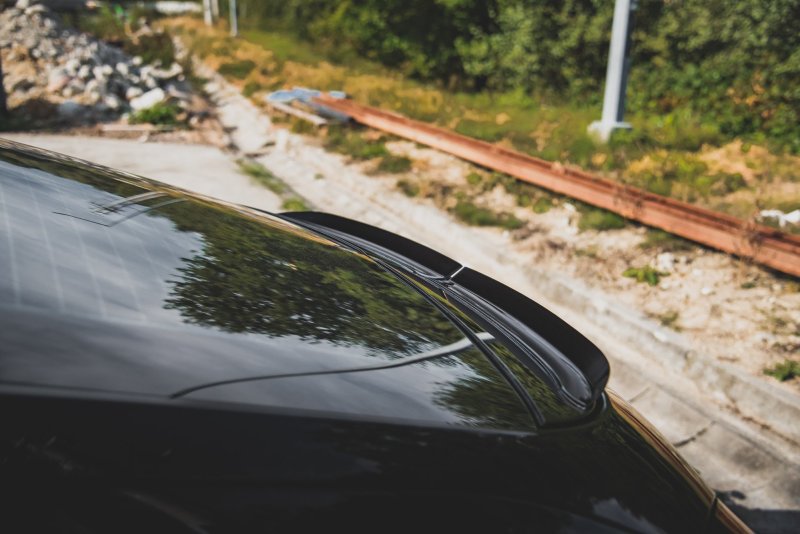 Maxton Spoiler CAP für Porsche Panamera Turbo 970 Facelift schwarz Hochglanz PO-PA-970-T-CAP1-G