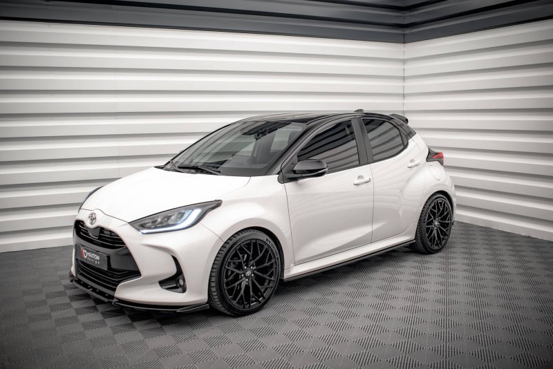 Maxton Seitenschweller Ansatz für V.2 für Toyota Yaris Mk4 schwarz Hochglanz TO-YA-4-SD2-G