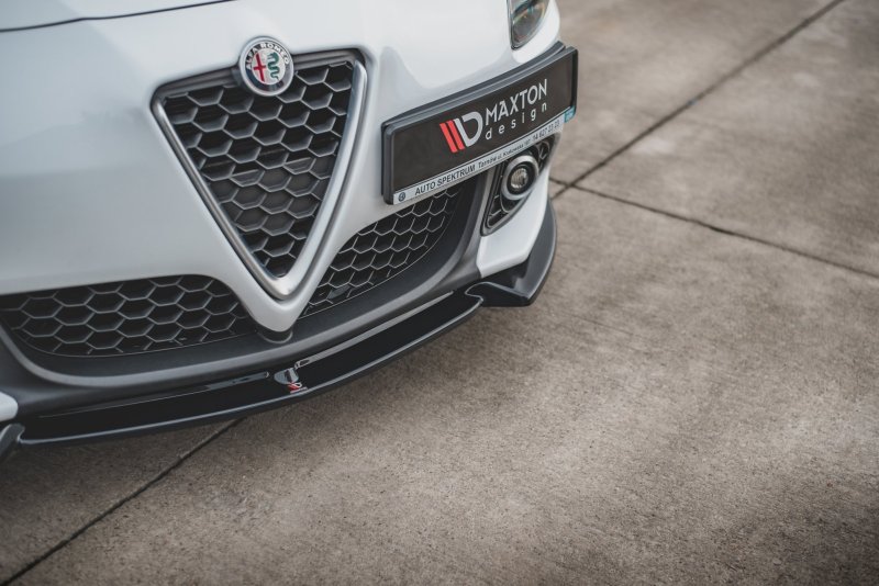 Maxton Front Ansatz V.2 für Alfa Romeo Giulietta Facelift schwarz Hochglanz AL-GU-1F-FD2-G