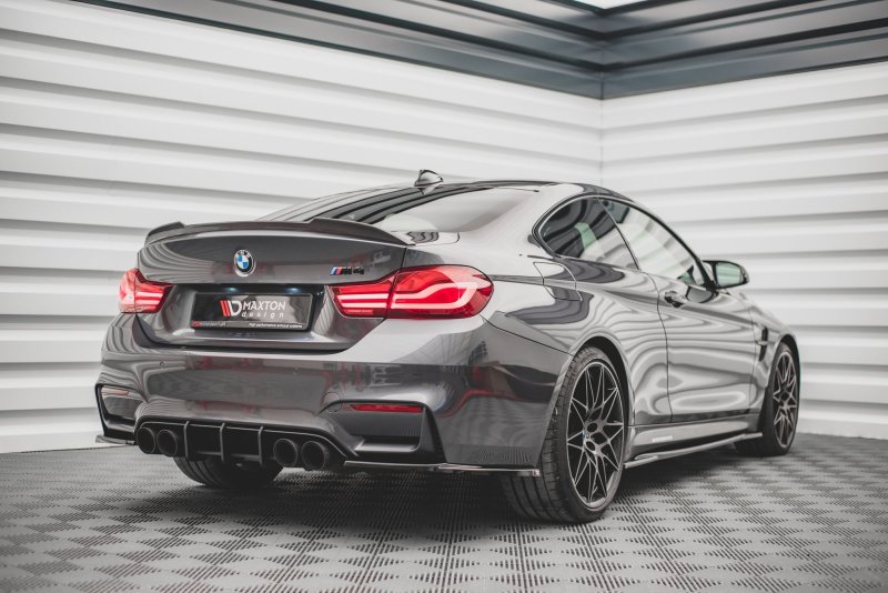 Maxton Street Pro Heckschürze für BMW M4 F82 BM482MCNC-RS1BRB