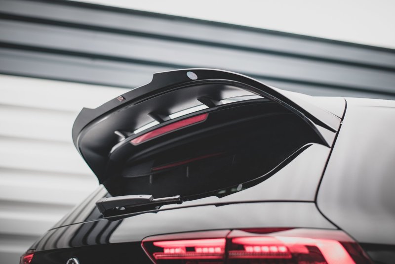 Maxton Spoiler CAP für Volkswagen Golf R Mk8 schwarz Hochglanz VW-GO-8-R-CAP1-G