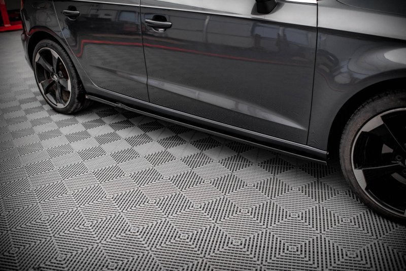 Maxton Seitenschweller Ansatz für Audi A3 Sportback 8V schwarz Hochglanz AU-A3-8V-SD1-G