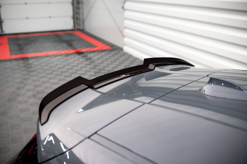 Maxton Spoiler CAP V.1 für BMW M135i F40 schwarz Hochglanz BM-1-40-M-CAP3-G