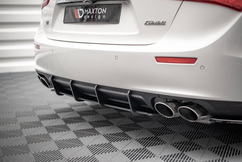 Maxton Street Pro Heckschürze für Maserati Ghibli Mk3 MAGH1CNC-RS1BRB