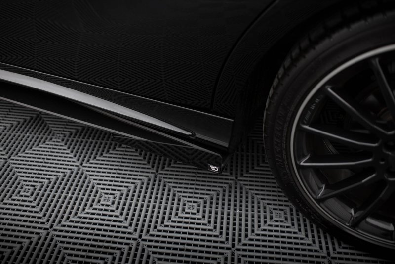 Maxton Side Flaps Mercedes-Benz A AMG-Line W176 Facelift schwarz Hochglanz MEA176FAMGLINECNC-SF1-G