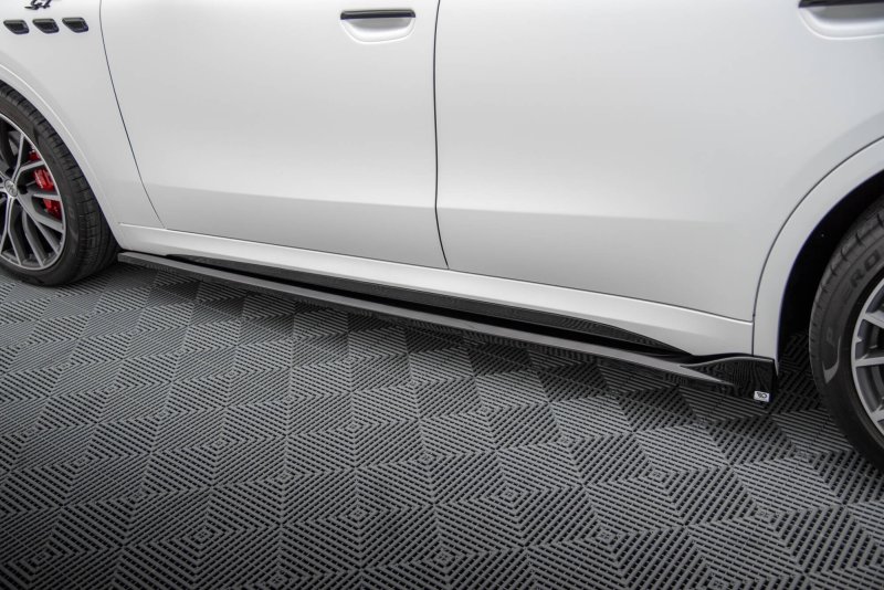 Maxton Seitenschweller Ansatz Maserati Grecale GT / Modena Mk1 schwarz Hochglanz MS-GR-1-SD1-G