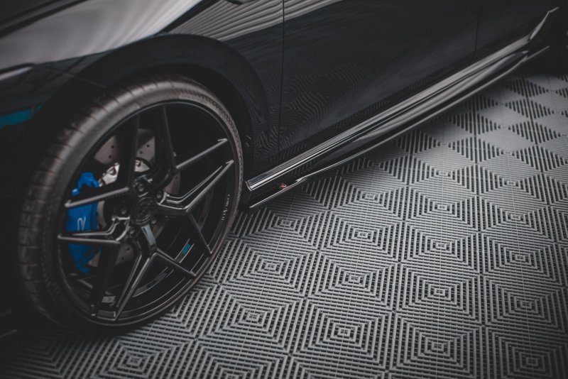 Maxton Seitenschweller Ansatz für V.1 für Volkswagen Golf R Mk8 schwarz Hochglanz VW-GO-8-R-SD1-G