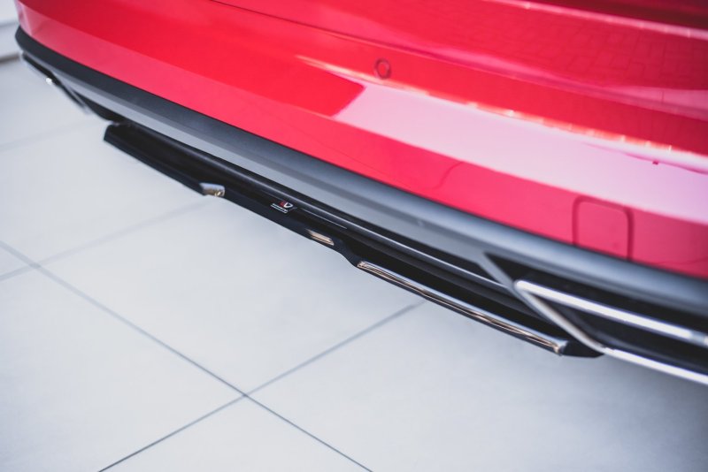 Maxton Mittlerer Diffusor Heck Ansatz für Skoda Kodiaq RS schwarz Hochglanz SK-KO-1-RS-RD1-G