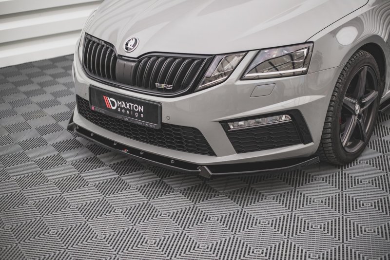 Maxton Front Ansatz V.2 für Skoda Octavia RS Mk3 Facelift schwarz Hochglanz SK-OC-3F-RS-FD2-G