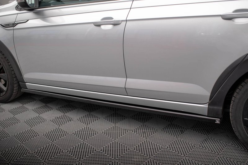 Maxton Seitenschweller Ansatz für Volkswagen Taigo R-Line Mk1 schwarz Hochglanz VW-TA-1-RLINE-SD1-G
