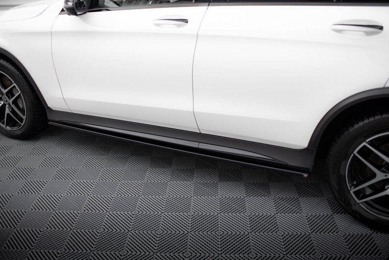 Maxton Seitenschweller Ansatz V.3 Mercedes-Benz GLC Coupe AMG-Line C253 schwarz Hochglanz ME-GLC-C253F-AMGLINE-SD3-G
