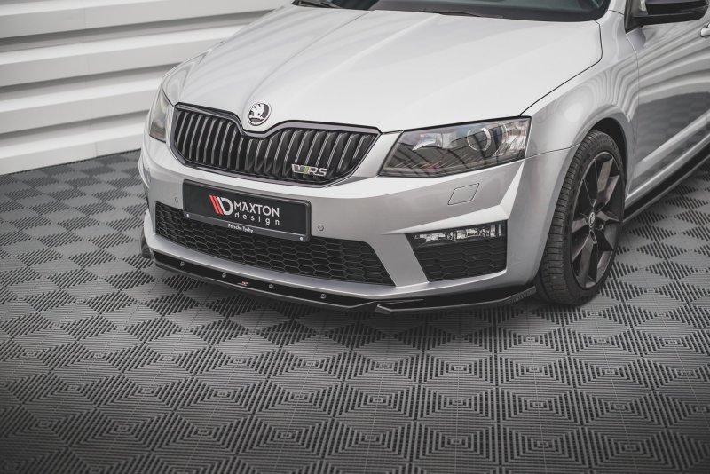 Maxton Front Ansatz V.4 für Skoda Octavia RS Mk3 schwarz Hochglanz SK-OC-3-RS-FD4-G