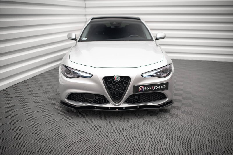 Maxton Front Ansatz V.1 für Alfa Romeo Giulia Sport schwarz Hochglanz AL-GI-1-SPORT-FD1-G