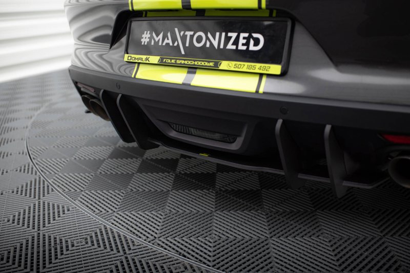 Maxton Street Pro Heckschürze Ford Mustang GT Mk6 Roush Performance FOMU6GTCNC-RS1B+BRBI