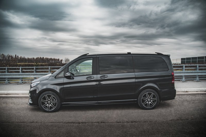 Maxton Seitenschweller Ansatz für Mercedes-Benz V-Klasse Long AMG-Line W447 Facelift schwarz Hochglanz ME-V-447F-AMGLINE-SD1A+B+C-G