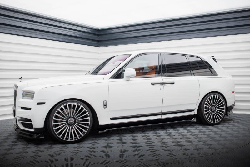 Maxton Seitenschweller Ansatz Rolls Royce Cullinan schwarz Hochglanz RR-CU-1-SD1-G