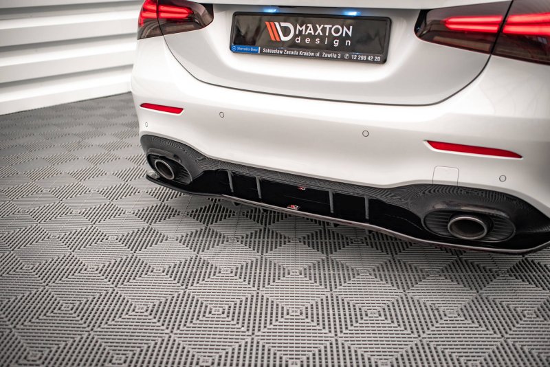Maxton Mittlerer Diffusor Heck Ansatz DTM Look für V.1 Mercedes A 35 AMG Limousine V177 schwarz Hochglanz ME-A-177-35-S-RD1G+RD2-G