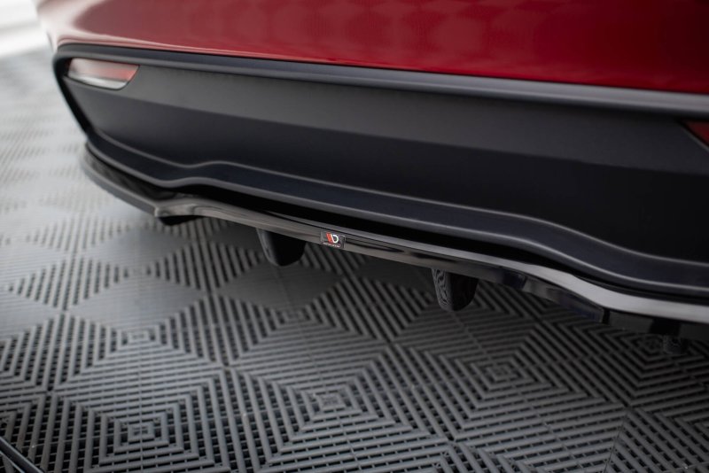 Maxton Mittlerer Cup Diffusor Heck Ansatz V.2 Tesla Model 3 Project HighlandFacelift schwarz Hochglanz TE-MODEL3-1F-RD2G+RD3-G