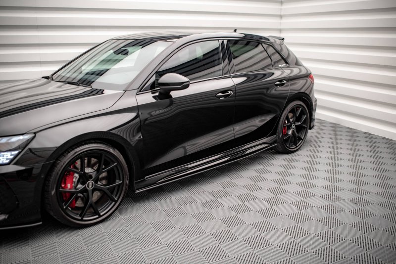 Maxton Street Pro Seitenschweller Ansatz für Audi RS3 Sportback 8Y AURS38YCNC-SD1BRB