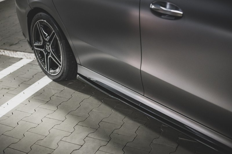 Maxton Seitenschweller Ansatz für Mercedes-AMG CLA 35 / 45 C118 schwarz Hochglanz ME-CLA-118-AMG-SD1-G
