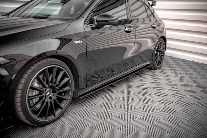 Maxton Street Pro Seitenschweller Ansatz für Mercedes A35 AMG / AMG-Line Aero Pack W177 MEA17735CNC-SD1B
