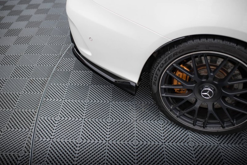 Maxton Mittlerer Cup Diffusor Heck Ansatz Mercedes-AMG C63 Limousine / Kombi W205 / S205 schwarz Hochglanz ME-C-205-63-RD1G+RD2-G
