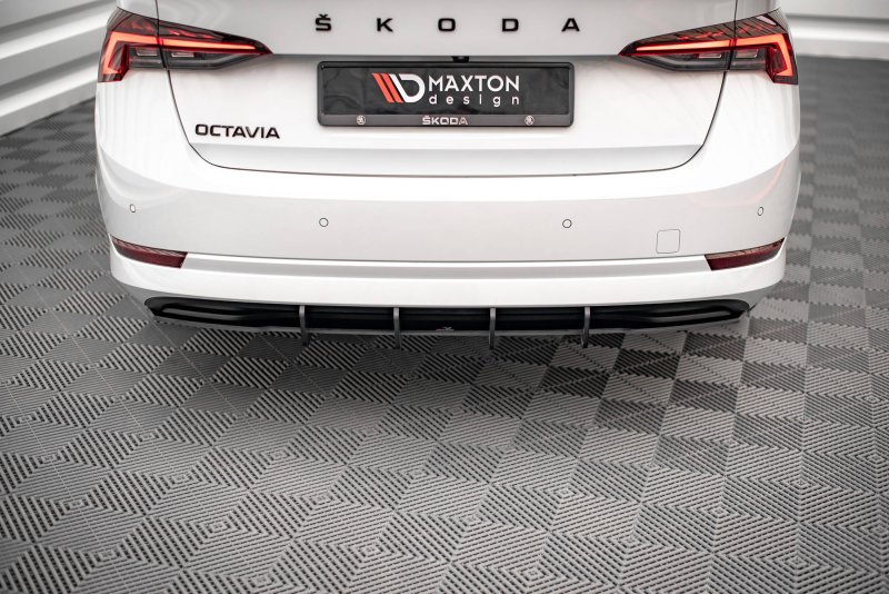 Maxton Street Pro Heckschürze für Skoda Octavia Mk4 SKOC4CNC-RS1B+BRBI