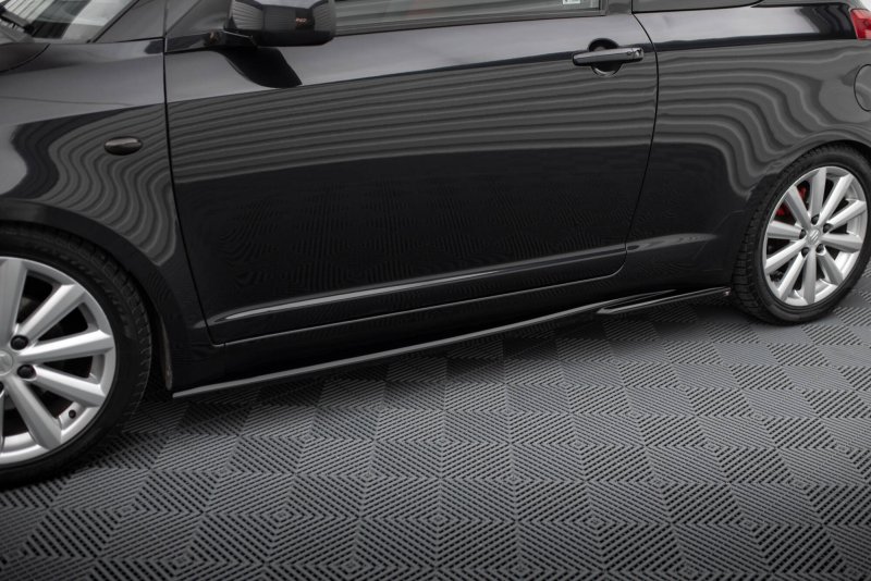 Maxton Seitenschweller Ansatz Suzuki Swift Sport Mk4 schwarz Hochglanz SZ-SW-4-SPORT-SD1-G
