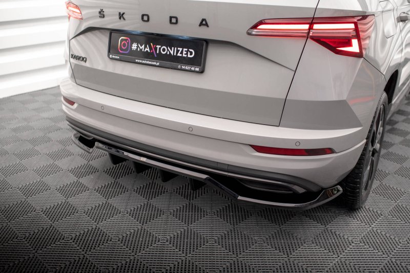 Maxton Mittlerer Diffusor Heck Ansatz DTM Look für Skoda Karoq Sportline Mk1 Facelift schwarz Hochglanz SK-KA-1F-SL-RD1G+RD2-G