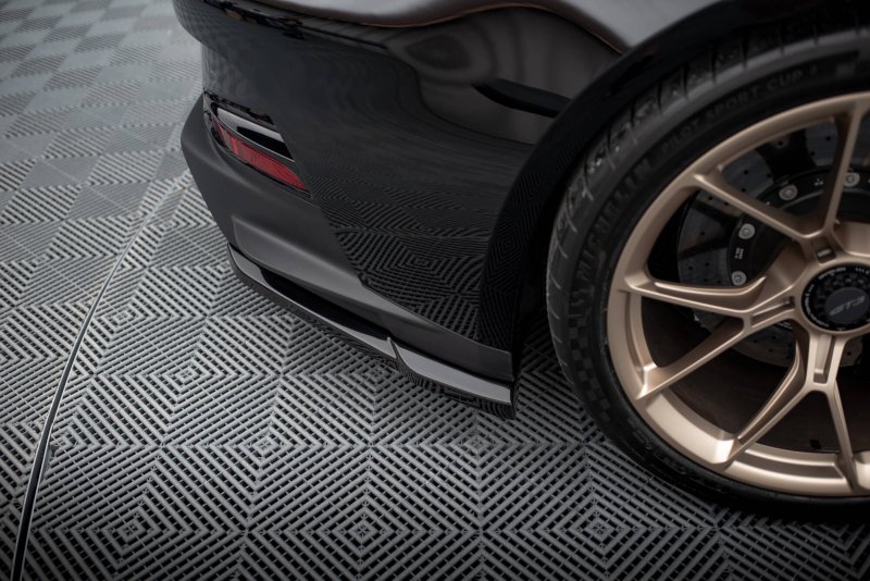 Maxton Heck Ansatz Flaps Diffusor Porsche 911 992 GT3 schwarz Hochglanz PO-911-992-GT3-RSD1-G