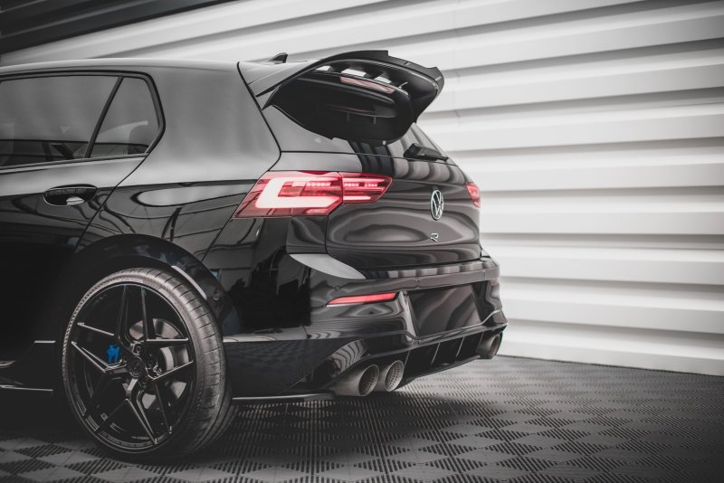 Maxton Mittlerer Diffusor Heck Ansatz für Volkswagen Golf R Mk8 schwarz Hochglanz VW-GO-8-R-RD1-G