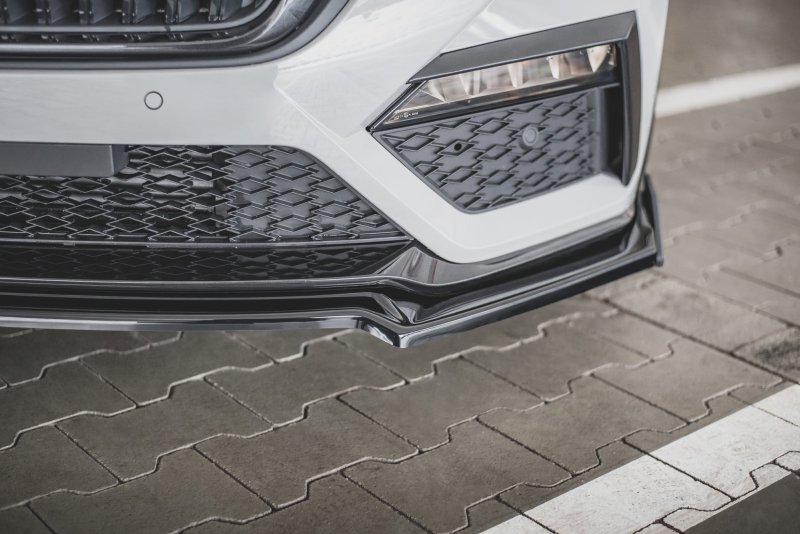 Maxton Front Ansatz +Flaps für V.2 Skoda Octavia RS Mk4 SK-OC-4-RS-FD2G+FS