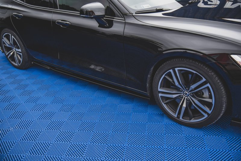 Maxton Seitenschweller Ansatz für V.1 für Volvo S60/V60 R-Design Mk3 schwarz Hochglanz VO-S60-3-RDESIGN-SD1-G