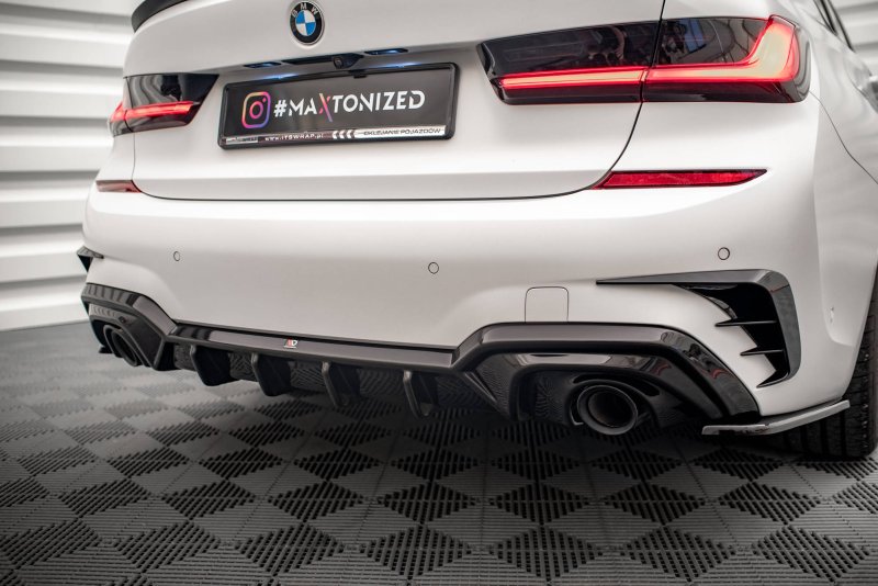 Maxton Diffusor Heck Ansatz BMW 3er M-Paket G20 / G21 (Passend Fahrzeuge mit Anhängerkupplung) schwarz Hochglanz BM-3-21-MPACK-RS1RS2RGO_O+RS1RG