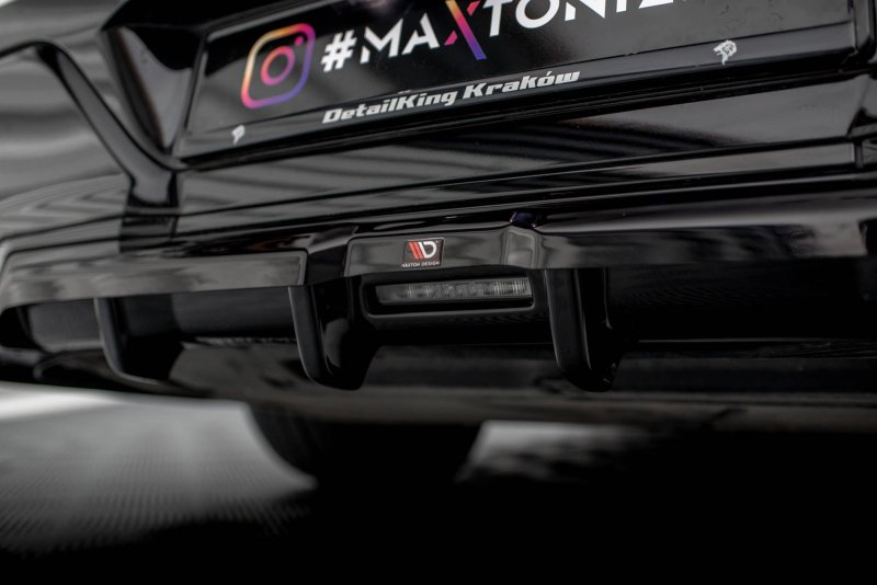 Maxton Mittlerer Diffusor Heck Ansatz DTM Look für BMW 7 M-Paket G70 schwarz Hochglanz BM-7-G70-MPACK-RD1G+RD2-G