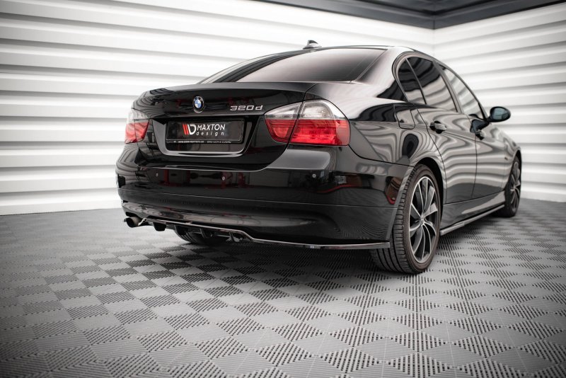 Maxton Mittlerer Diffusor Heck Ansatz DTM Look für BMW 3er Limousine E90 schwarz Hochglanz BM-3-90-RSD1G+RD1-G
