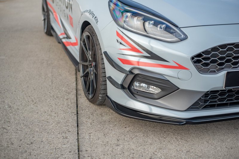 Maxton Front Ansatz V.4 für Ford Fiesta Mk8 ST / ST-Line schwarz Hochglanz FO-FI-8-ST-FD1-G