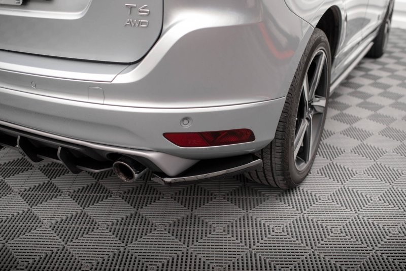 Maxton Heck Ansatz Flaps Diffusor für Volvo XC60 R-Design Mk1 Facelift  schwarz Hochglanz VO-XC60-1F-RDESIGN-RSD1-G