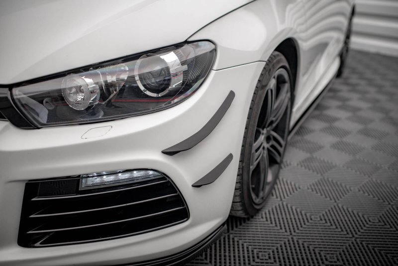 Maxton Stoßstangenflügel vorne (Canards) VW Scirocco R Mk3 VW-SC-3-R-CAN1