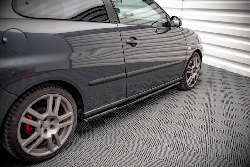 Maxton Seitenschweller Ansatz für Seat Ibiza Cupra Mk3 schwarz Hochglanz SE-IB-3-CU-SD1-G