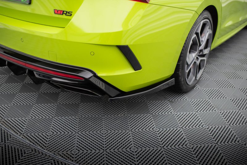 Maxton Heck Ansatz Flaps Diffusor V.4 Skoda Octavia RS Mk4 schwarz Hochglanz SK-OC-4-RS-RSD4-G