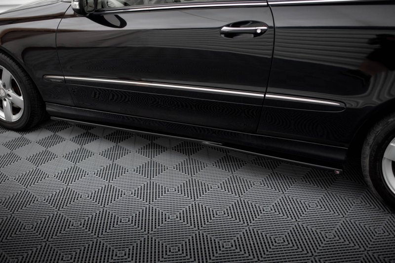 Maxton Seitenschweller Ansatz für Mercedes-Benz CLK W209 schwarz Hochglanz ME-CLK-209-SD1-G