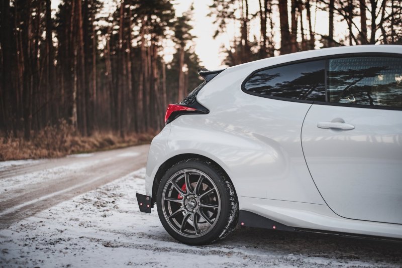 Maxton Heck Ansatz Flaps Diffusor +Flaps für V.2 Toyota GR Yaris Mk4 TO-YA-4-GR4-RSD2C+RS