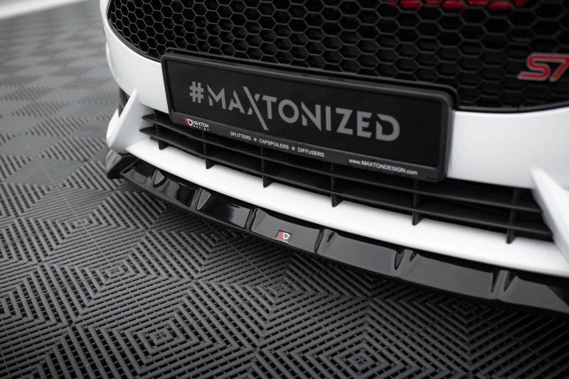 Maxton Front Ansatz V.6 + Flaps Ford Fiesta ST Mk7 Facelift FO-FI-7F-ST-FD6G+FSF1B