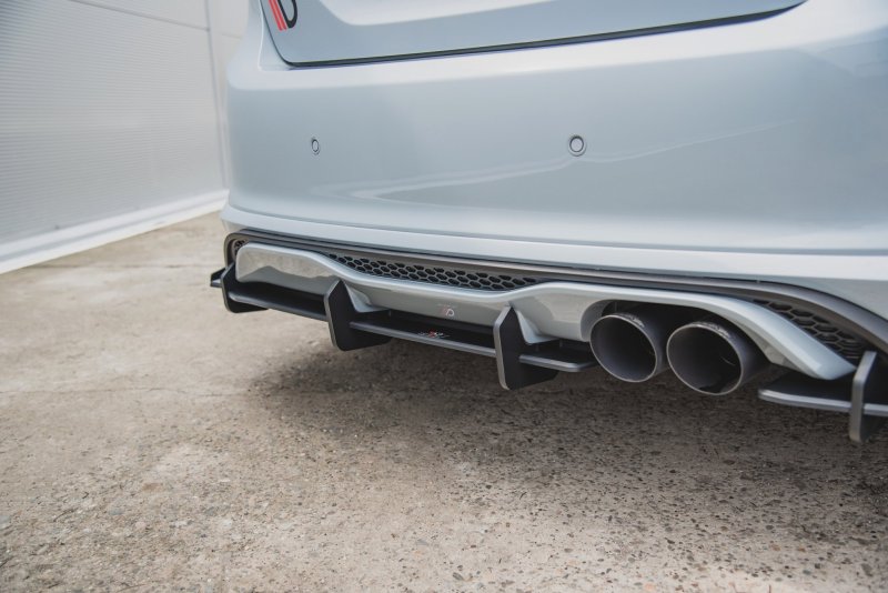 Maxton Racing Diffusor Heck Ansatz +Flaps für Ford Fiesta Mk8 ST schwarz Hochglanz FOFI8STCNC-RS1BRB+RSF1-G
