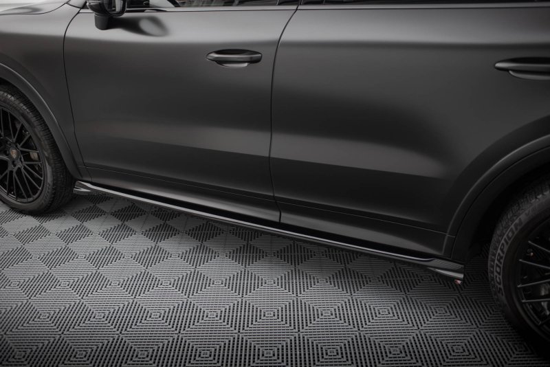 Maxton Seitenschweller Ansatz Porsche Cayenne Sport Design Mk3 / Standard Mk3 Facelift schwarz Hochglanz PO-CAY-3-SPORT-SD1-G