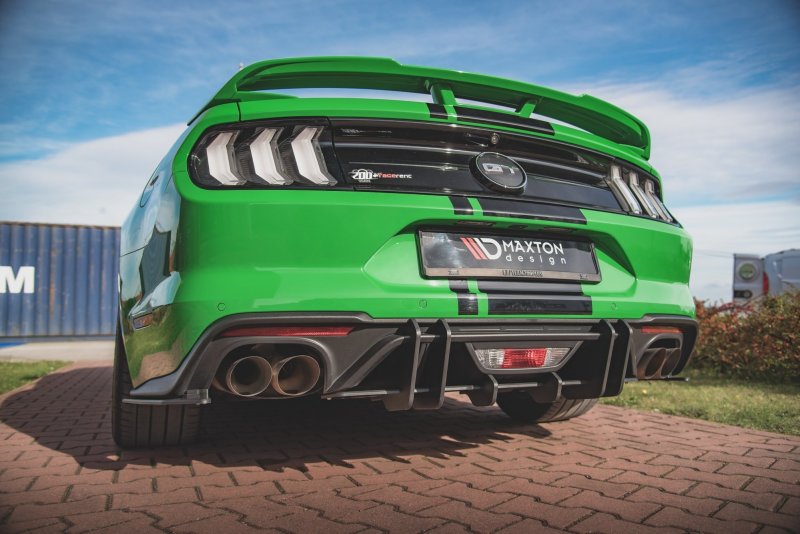 Maxton Street Pro Heckschürze für Ford Mustang GT Mk6 Facelift FOMU6FGTCNC-RS1B+BRBI